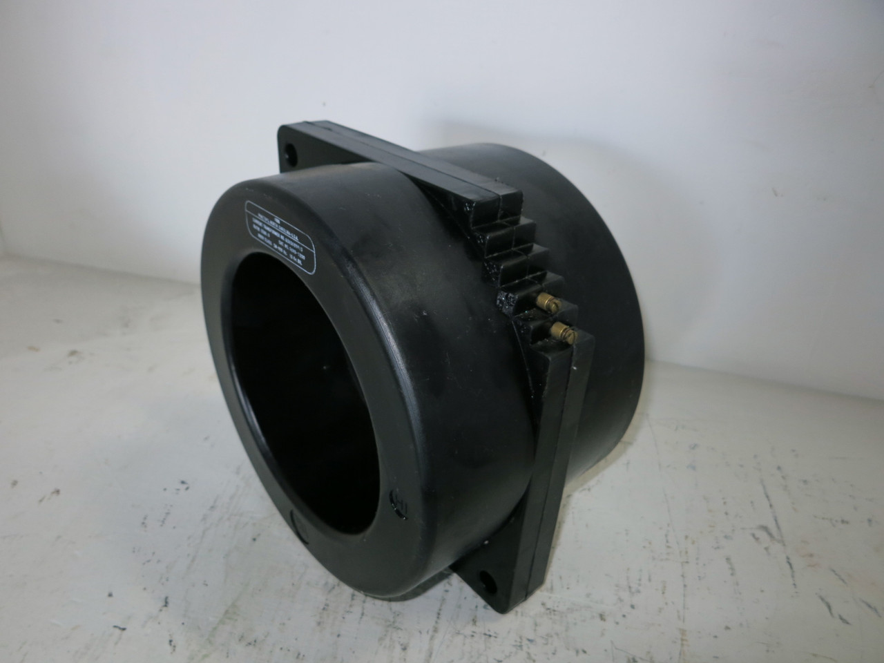 ABB SCVD-1200 6353C89H13 Current Transformer Ratio 1200:5 600V CT 50-400 Hz (GA1051-15)