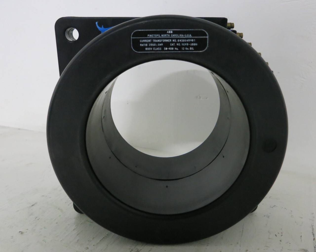 ABB SCVD-2000 6436C48H01 Current Transformer Ratio 2000:5MR 600V CT 50-400 Hz (GA1055-9)