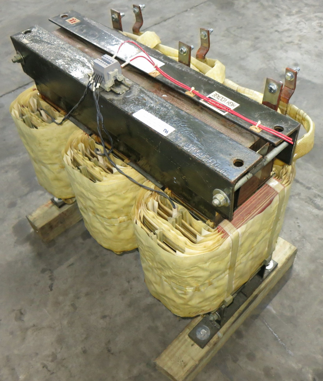Neeltran 6823 250kVA 480V/428 Isolation Transformer Insulation 4000VAC 60Hz (GA1064-3)