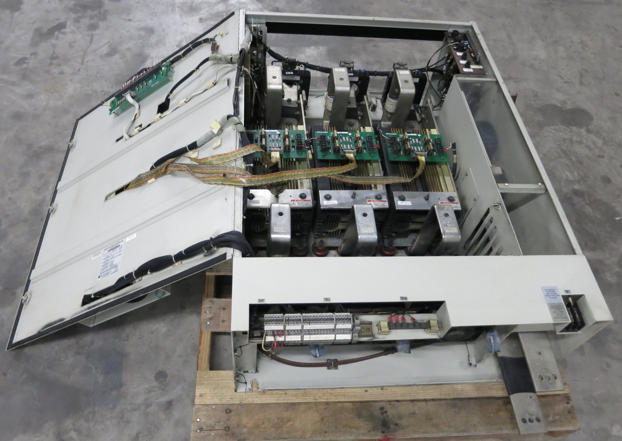 Allen Bradley 1395-B81N-E2-P30 Ser B 300 HP / 223.8 kW DC Controller Drive AB (GA1070-1)