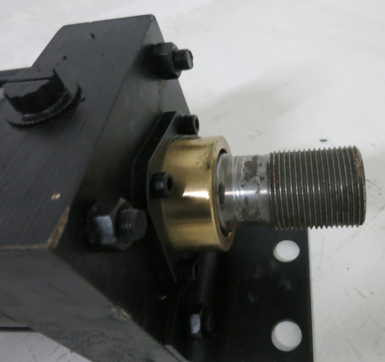 Schrader Bellows Cylinder PBE120111 5.000 250 PSI Air PA-2 Series (GA1086-1)