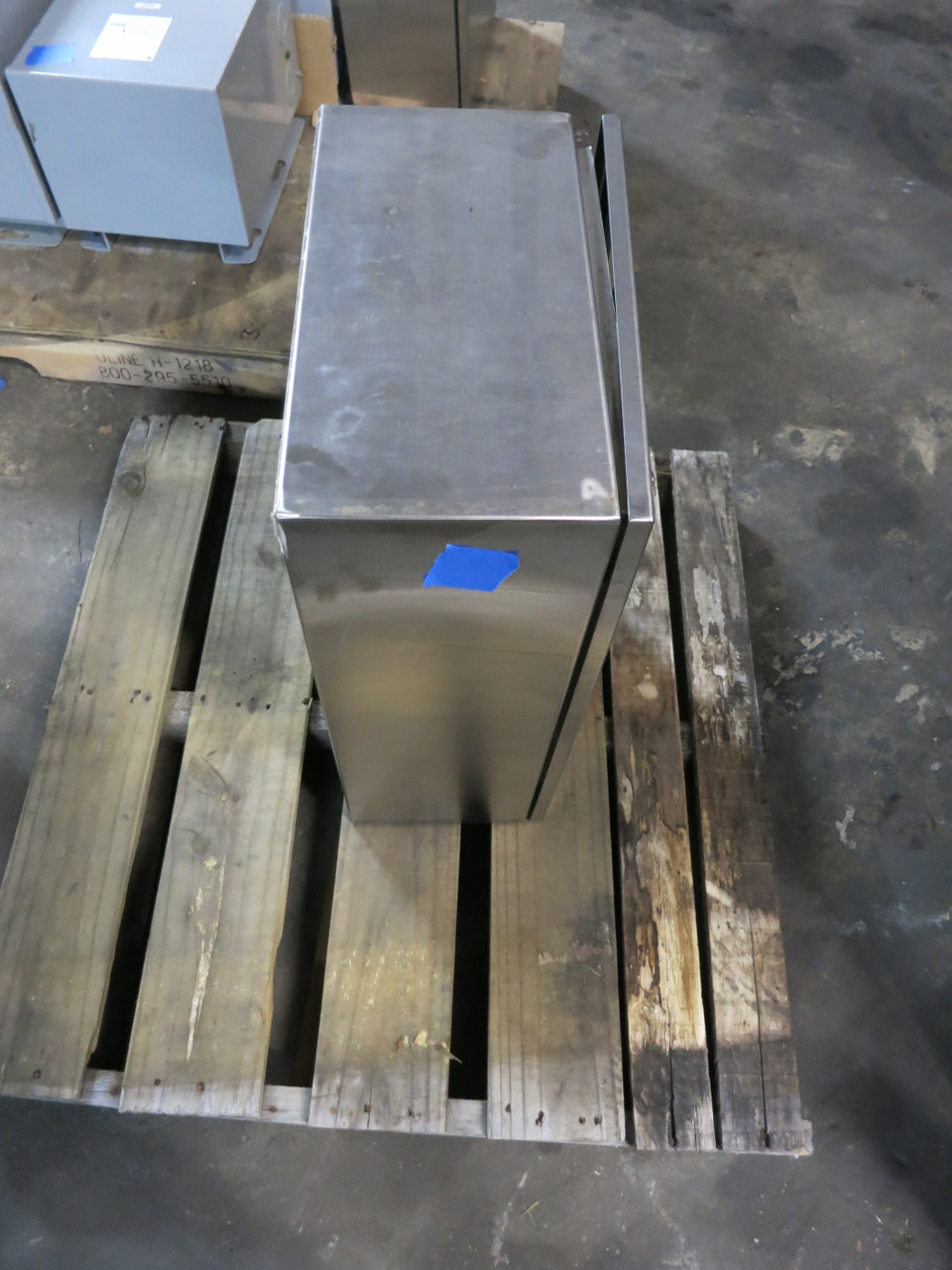 NEW Hammond Manufacturing EN4SD168SS 24"x16"x9" 3R Stainless Steel Enclosure (GA1106-1)