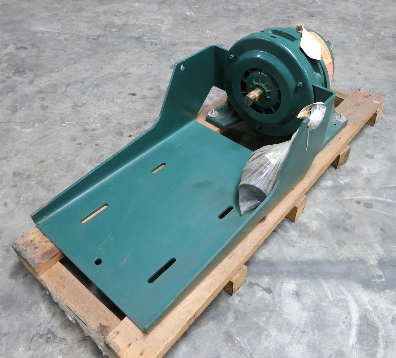 SM-Cyclo CHH4180Y-SB-13 Gear Drive Reducer Ratio 13 1750 RPM Motor 39 HP 16800 (DW4488-1)