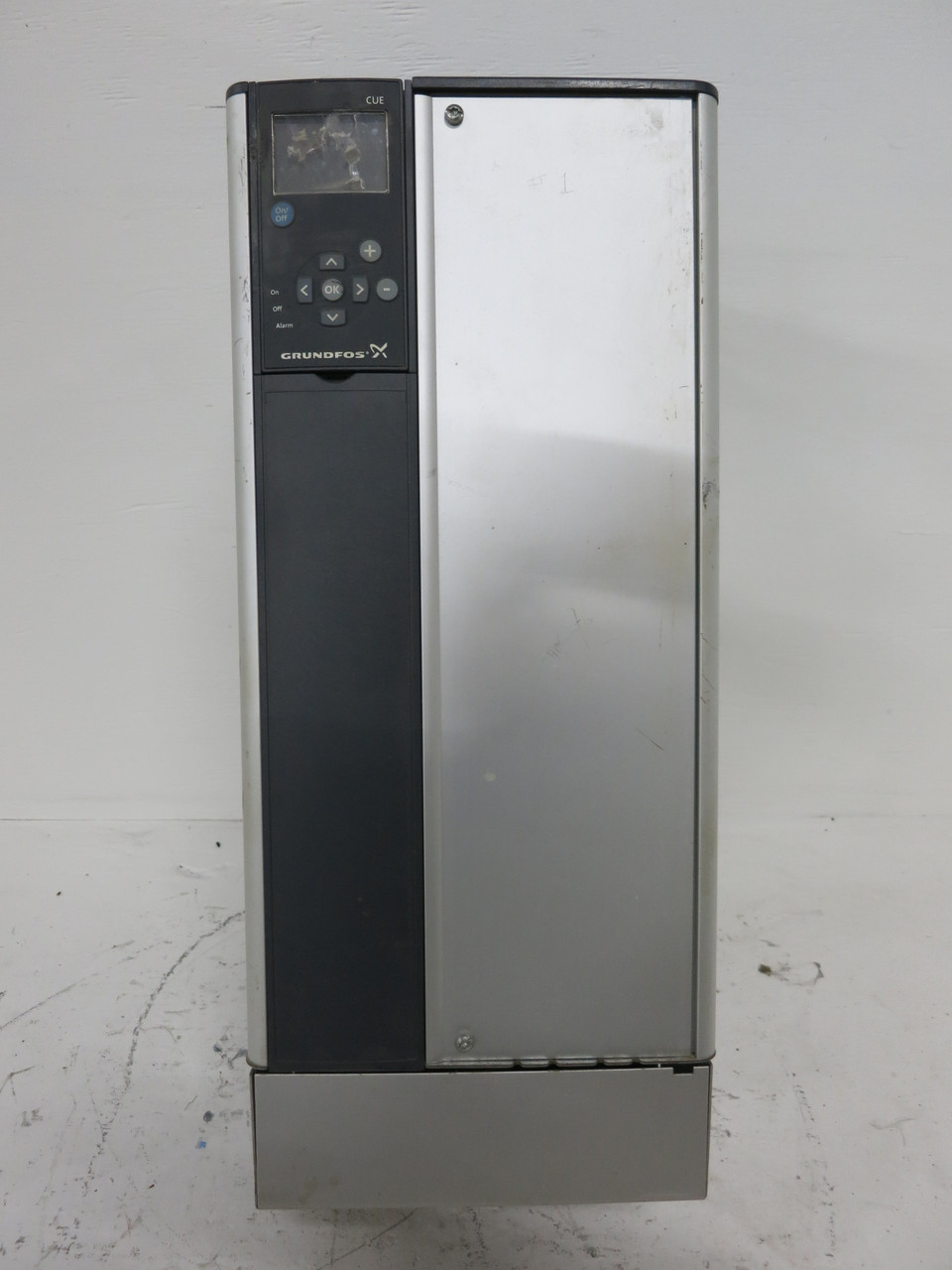 Grundfos 131H3389 30 HP Variable Speed VS Drive ADAP-Kool CUE 96754697 30HP 22kW (DW4654-1)