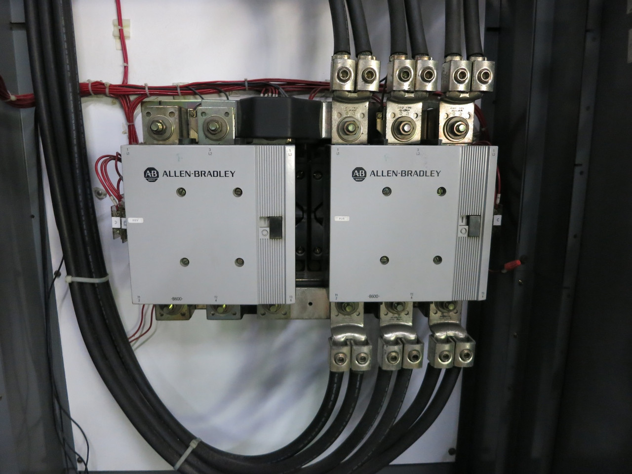 Allen Bradley 150-B500NBDC 400 HP SMC Dialog Plus Soft Starter 600A Disconnect (DW4673-1)