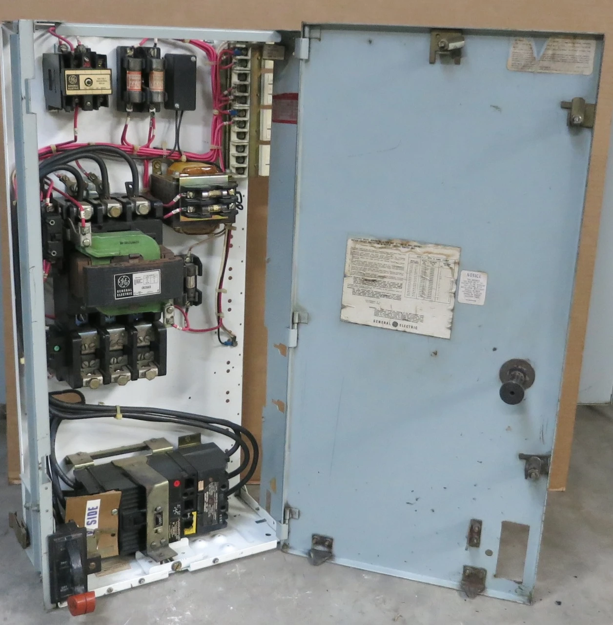 GE 8000 100A Breaker Size 3 Starter 30" MCC Bucket CR206E0 100Amp TECL (BJ0107-13)