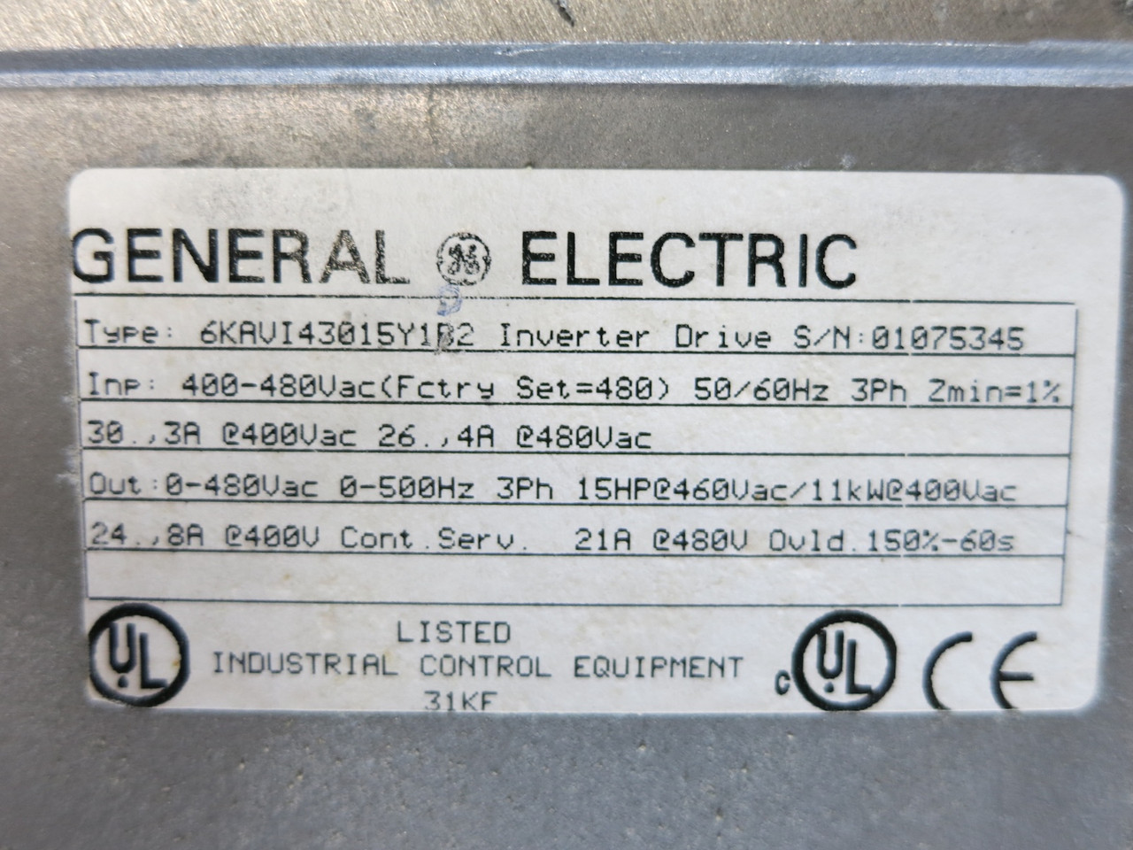 GE 6KAVI43015Y1B2 15HP AC VS Drive AV-300i 3PH 480V Inverter 21A 15 HP 6KAV1 (DW4716-1)