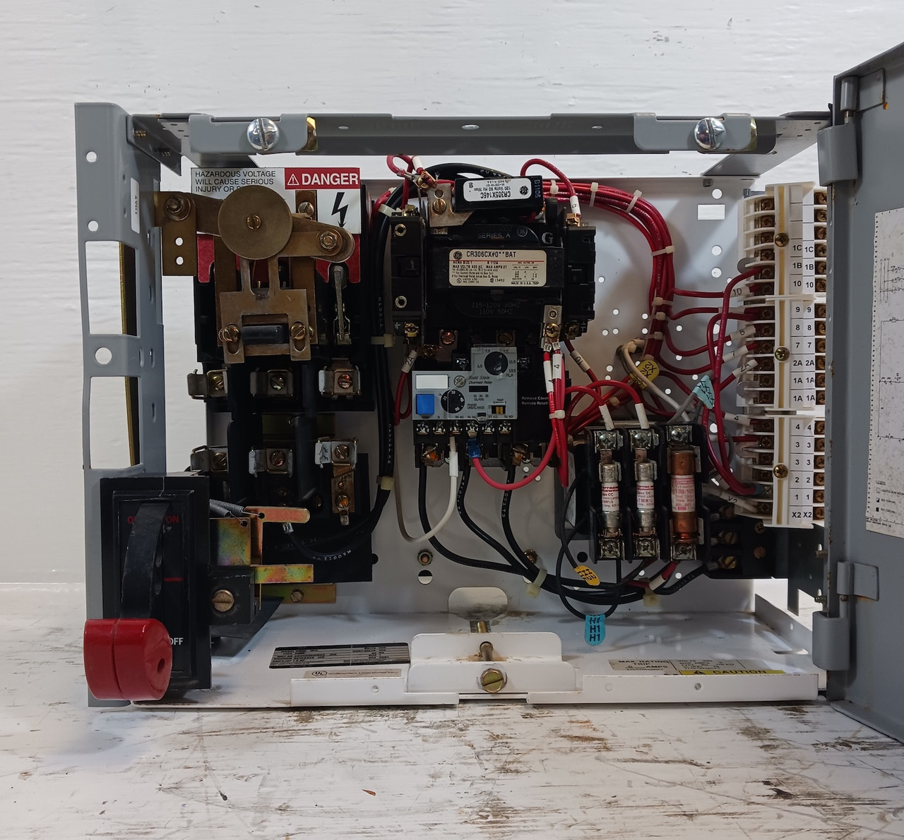 GE 8000 Size 1 Starter 30A Fusible 12" MCC Bucket 30Amp CR306CX#0**BAT (BJ0133-10)