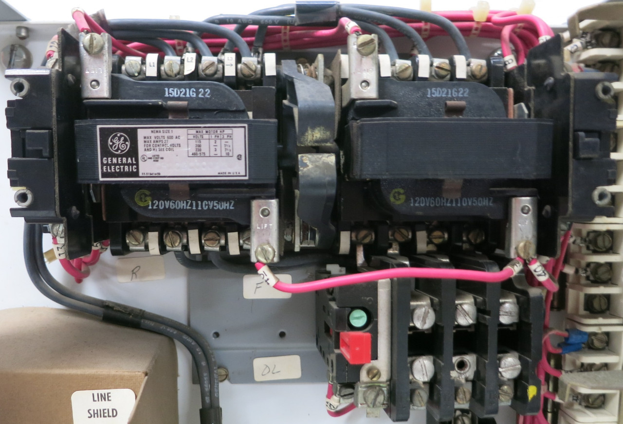 GE 8000 Size 1 Reversing Starter 3A Breaker 18" MCC Bucket TEC 3Amp CR3090000ABJA (BJ0135-1)