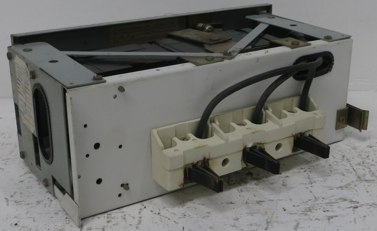 General Electric GE 8000 50A Breaker 6" MCC Feeder Bucket 50 Amp TRI-BREAK (BJ0145-9)