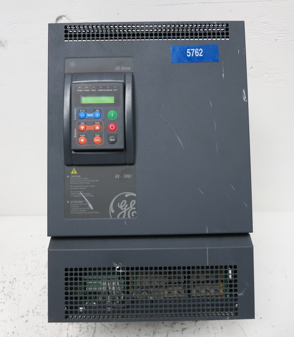 GE 6KAVI43030Y1B2 30HP AC VS Drive AV-300i 3PH 480V Inverter 50A 30 HP 6KAV1 (DW4730-1)