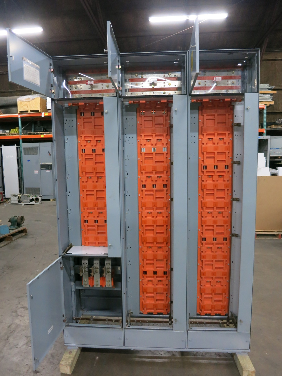 Siemens Tiastar 5x Motor Control Center Sections 800A/600A System 89 600 Amp (DW4750-1)