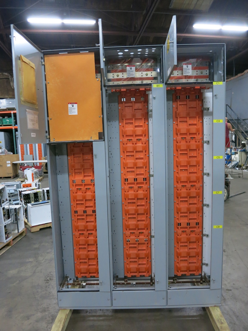 Siemens Tiastar 6x Motor Control Center Sections 800A/600A System 89 600 Amp (DW4749-1)