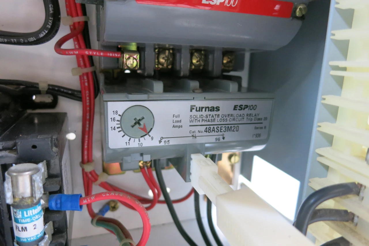 Furnas System 89 30A Fused Size 1 Starter 12" MCC Bucket 30 Amp Siemens Tiastar (DW4751-2)