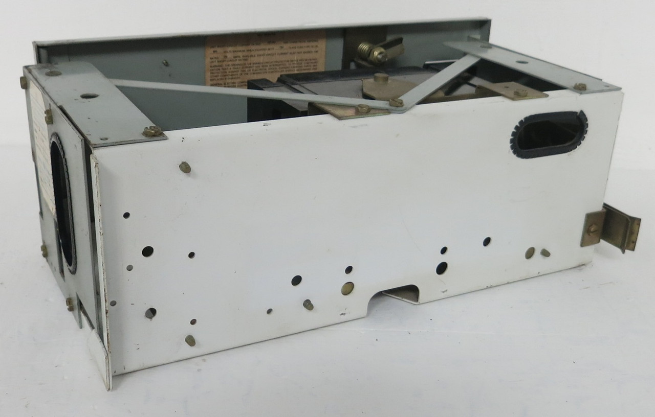 General Electric GE 8000 50A Breaker 6" MCC Feeder Bucket 50 Amp *No Stabs* (BJ0163-1)