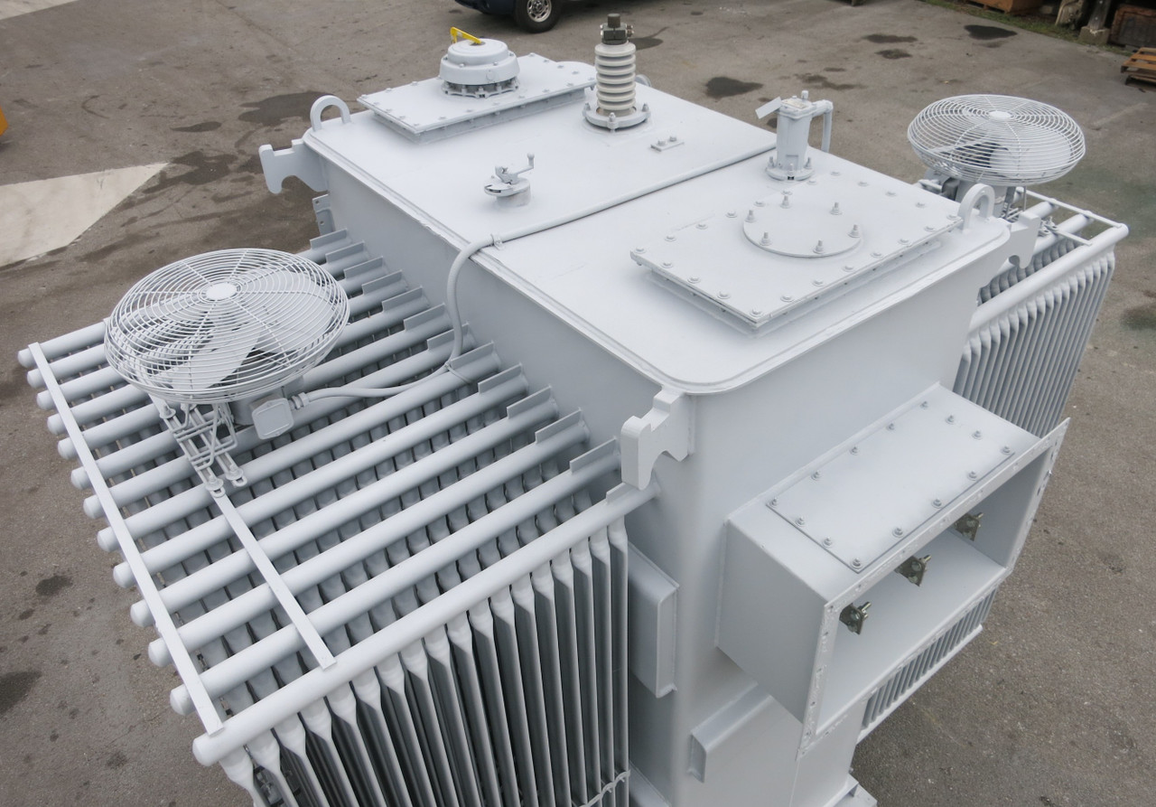 GE 5000-7000 kVA 13800 Delta 2400Y/1386 Pad Mount Oil Transformer 1684A @ 2400 V (PM3199-1)