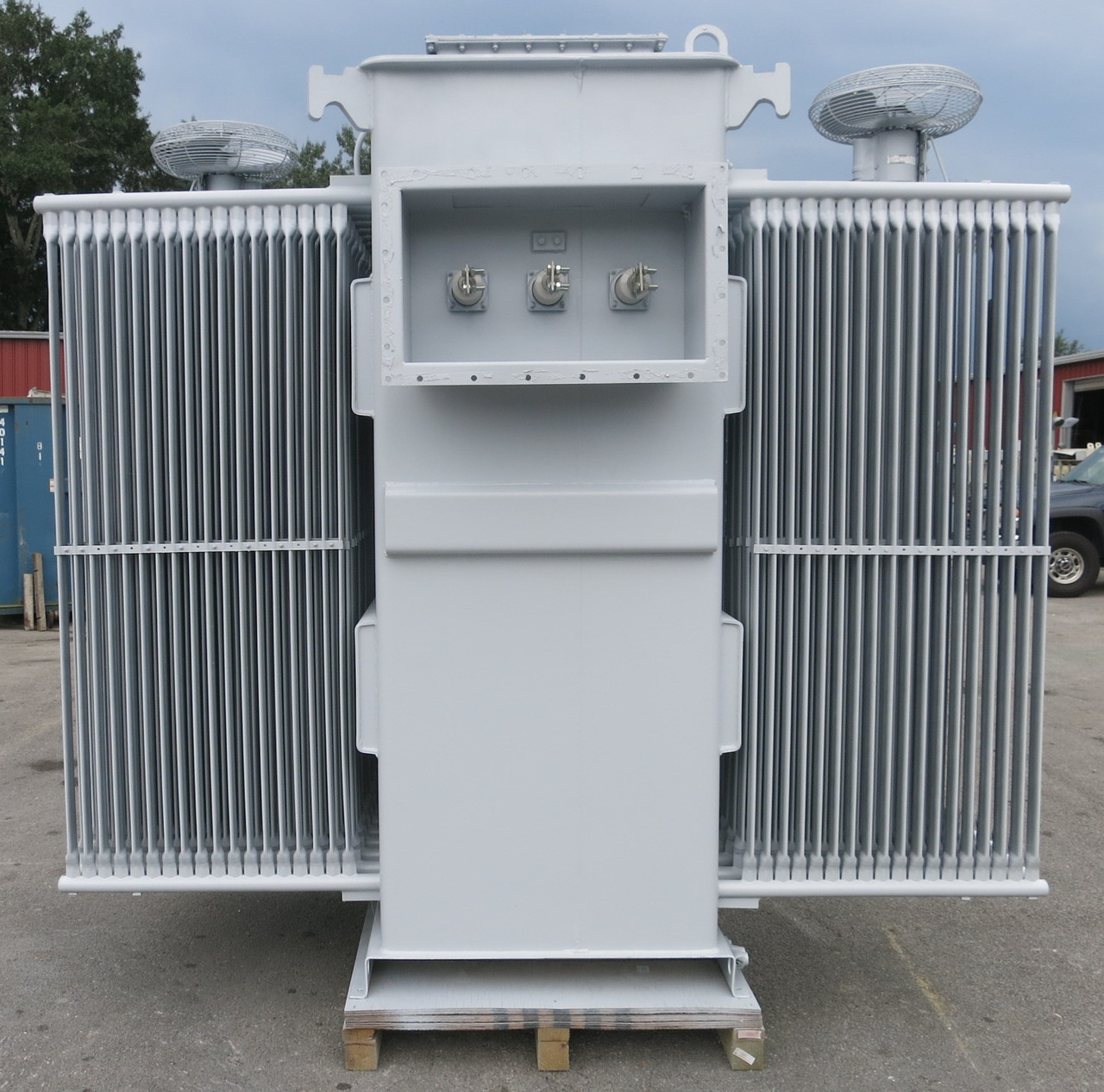 GE 5000-7000 kVA 13800 Delta 2400Y/1386 Pad Mount Oil Transformer 1684A @ 2400 V (PM3199-1)