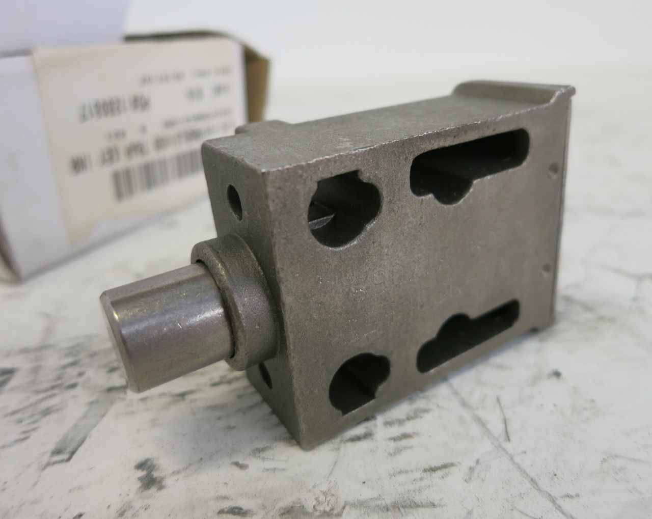 NEW Allen Bradley 440T-MSBLE10BB Single Key Bolt Lock Trap GuardMaster ProSafe (DW4851-2)