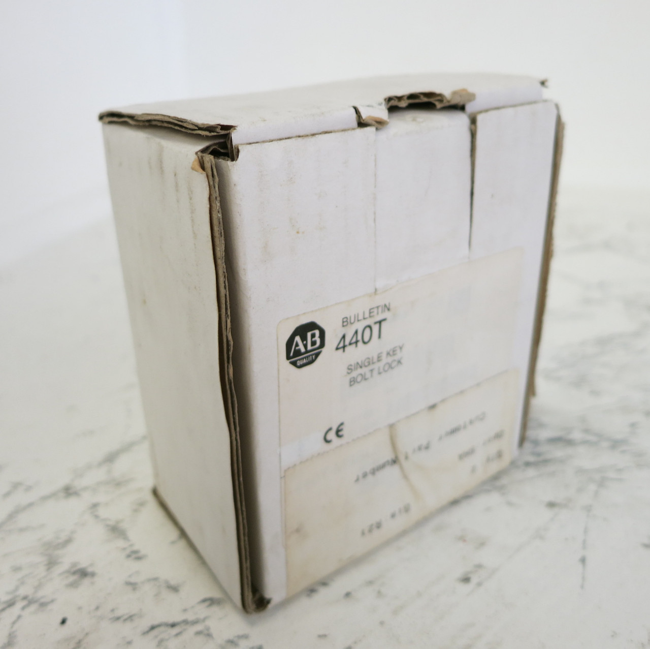 NEW Allen Bradley 440T-MSBLE10BB Single Key Bolt Lock Trap GuardMaster ProSafe (DW4851-2)