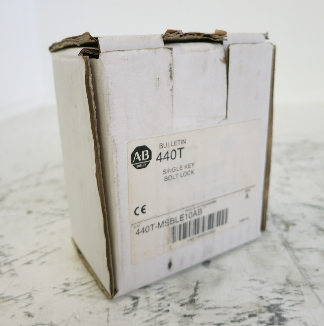 NEW Allen Bradley 440T-MSBLE10AB Single Key Bolt Lock Trap GuardMaster ProSafe (DW4852-1)