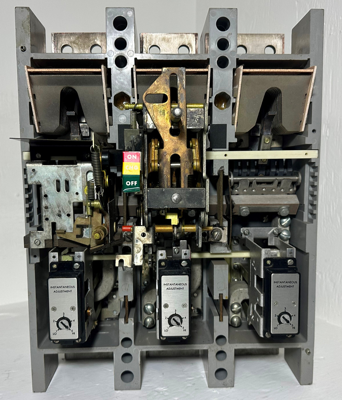 GE TPMM56M 1600A Power Break Circuit Breaker 480/600V 1600 Amp General Electric (EM4587-1)