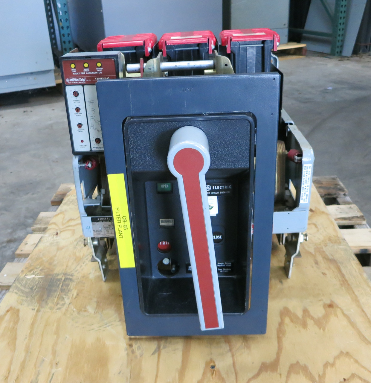 GE AKR-6D-30H 800A MO Power Air Breaker TA9VT20GA3 LIG Trip Unit 800 Amp (DW4918-1)