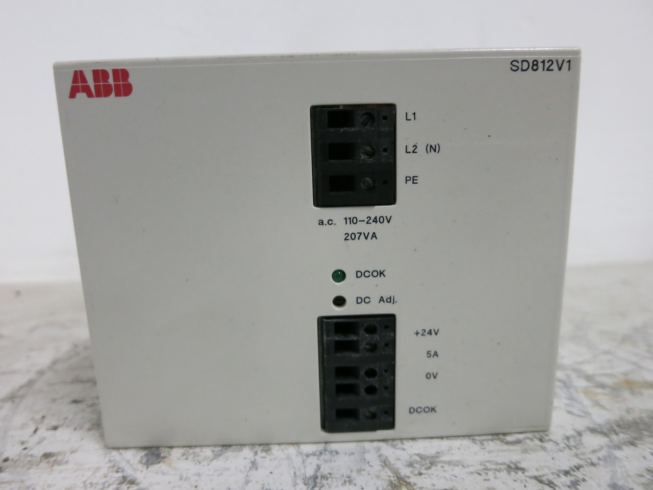 ABB SD812V1 3BSC610045R2 AC 800M Power Supply 110-240V to 24V (DW4986-1)