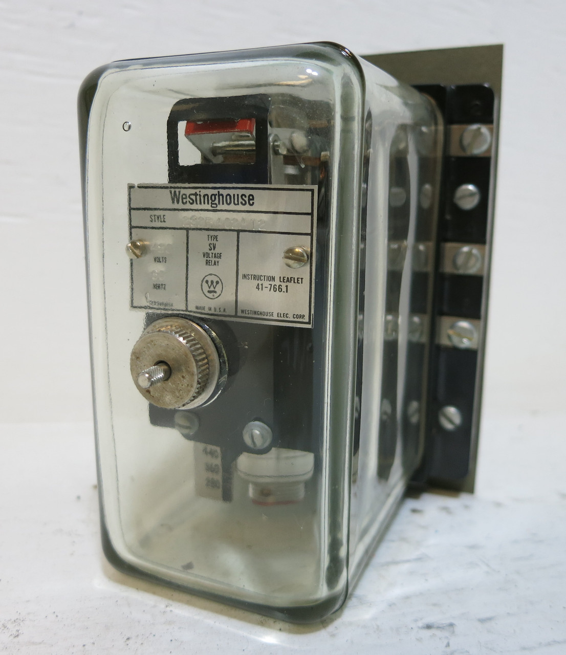Westinghouse 292B402A12 Type SV Voltage Relay Module 480V 60 Hz (DW4992-1)