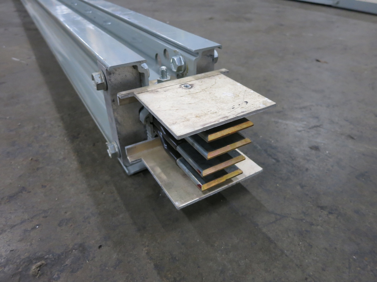 GE Spectra Busway 800A 120" Copper Feeder 800 Amp 10 Ft Stick 600V 3PH 4W Bus (DW5045-41)