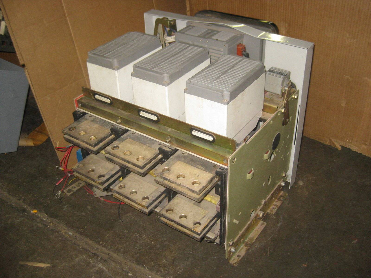 ABB F4S3200 MEGAMAX SACE-F4 3200A 690V, PR1/P LSIG Trip, Ctrl PR1/C F4S 3200 Amp (EBI0101-1)