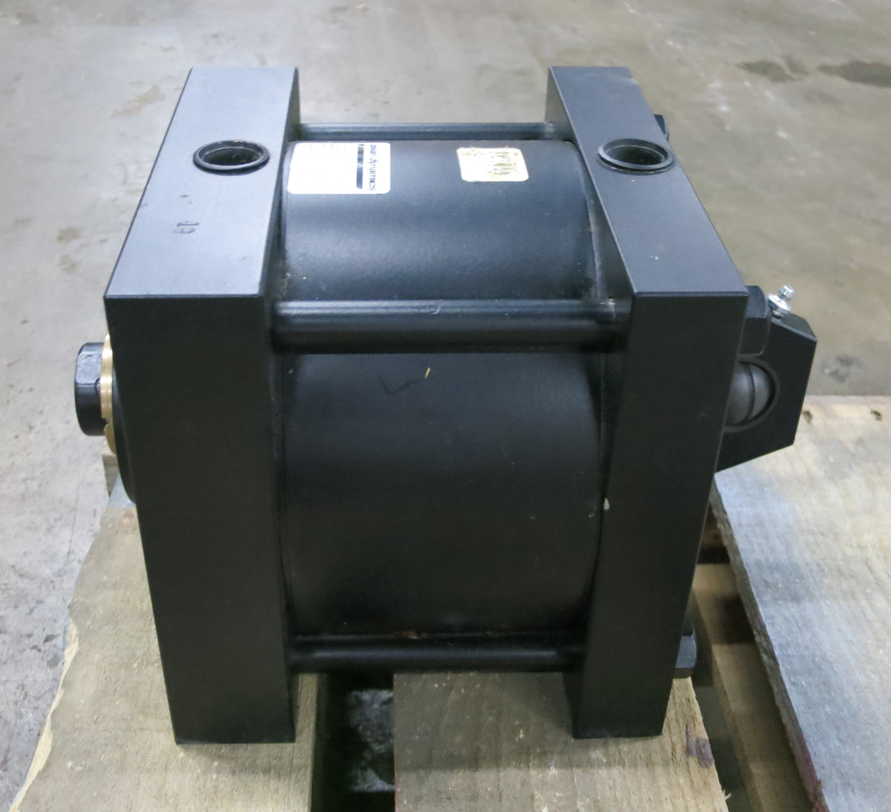 NEW Cowan Dynamics Pneumatic Cylinder 8" Bore 3" Stroke 200 PSI (DW5080-1)