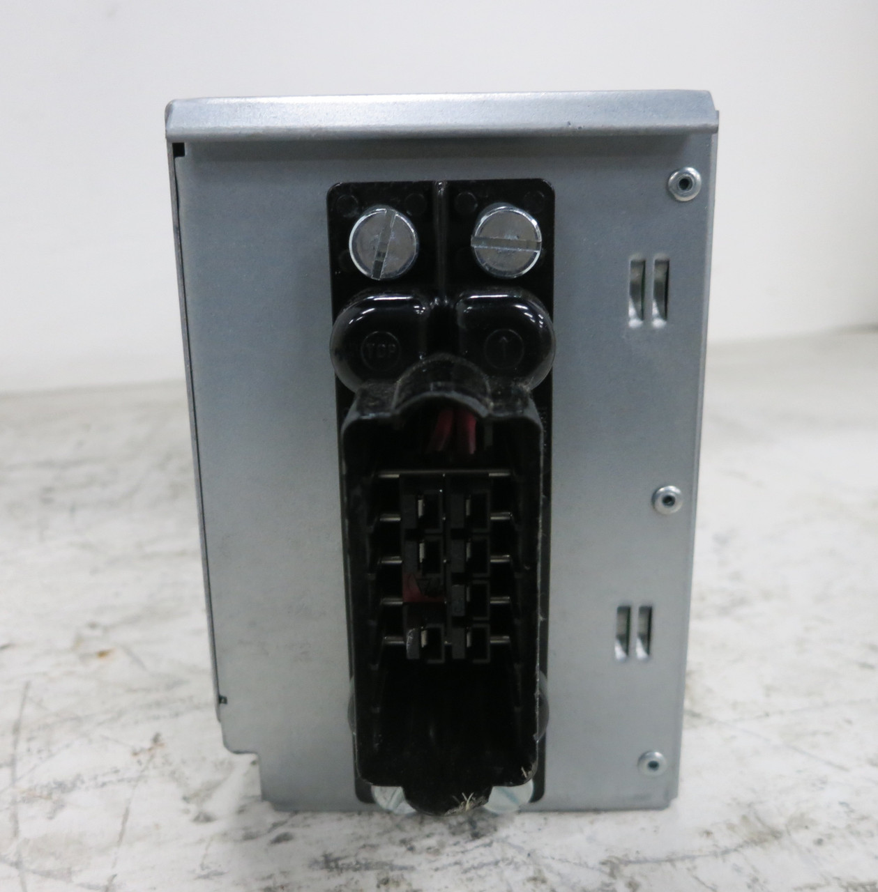 APC SYBTU1-PLP Symmetra Battery Unit w/ 8x GP-1272-F2 Batteries UPS System (DW5117-30)