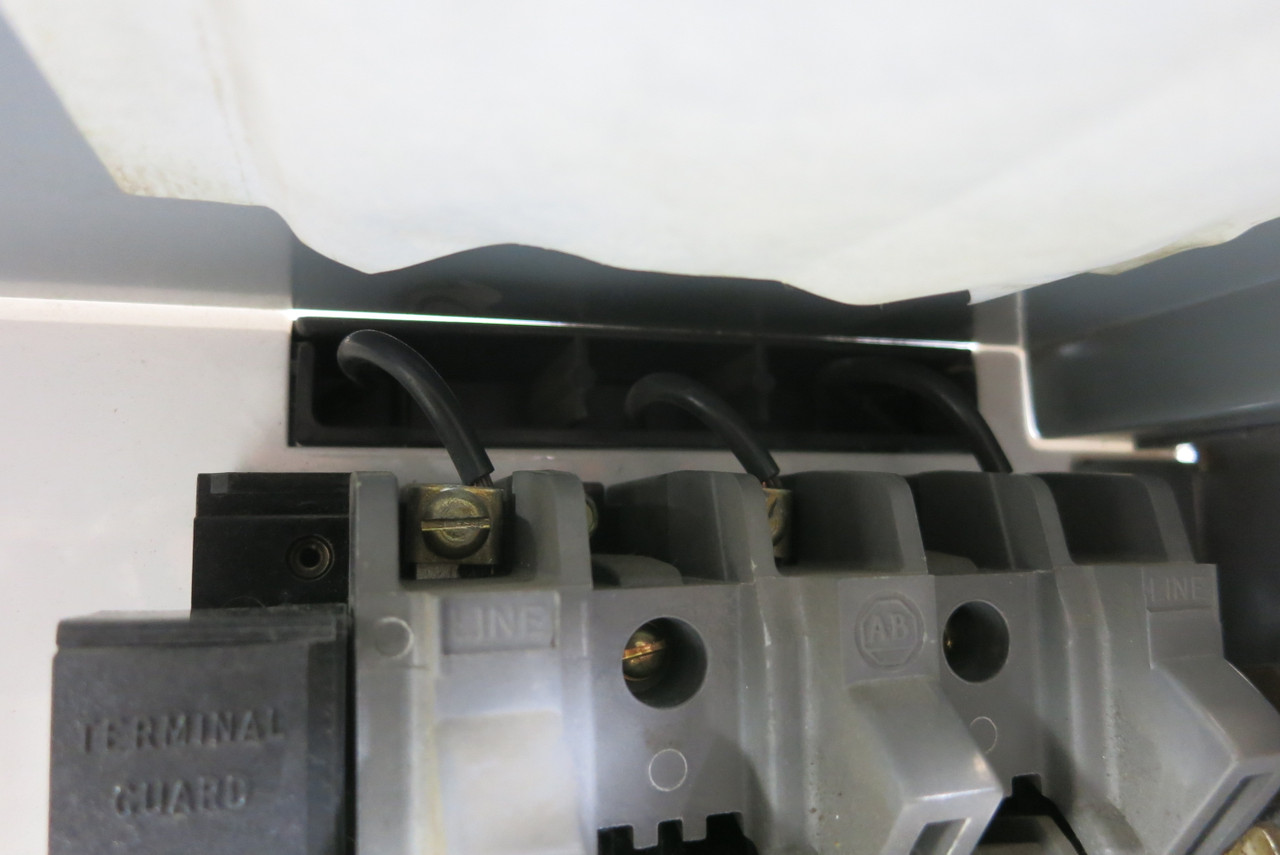 Allen Bradley 2100 30 A Fusible Size 1 Two-Speed Starter 26" MCC Bucket 2-Speed (BJ0316-8)