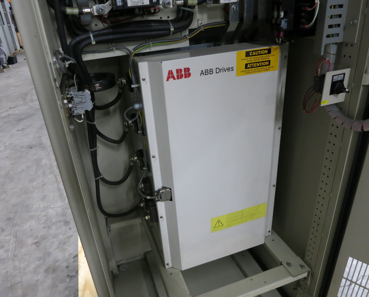 ABB ACH504-100-4-00P0 100 HP AC VS Drive 3PH 480V ACS504-100-5 100HP 124A (DW5204-2)