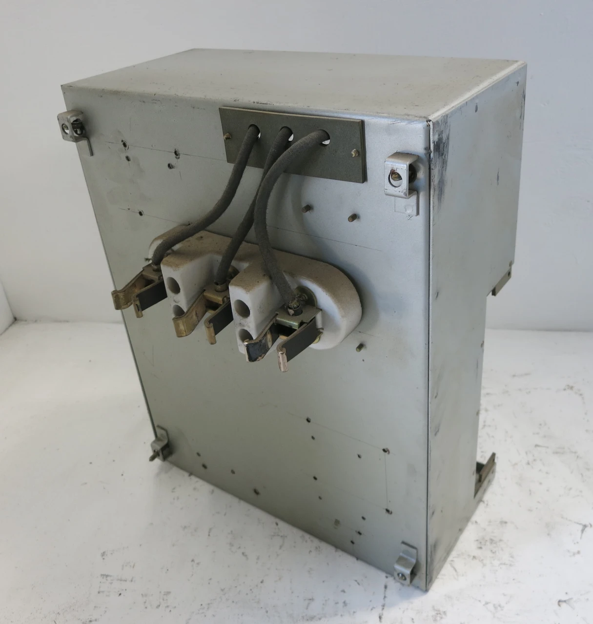 Square D Model 3 50A Breaker Feeder 18" MCC Bucket 50 Amp Class 8999 999350 (DW5201-20)