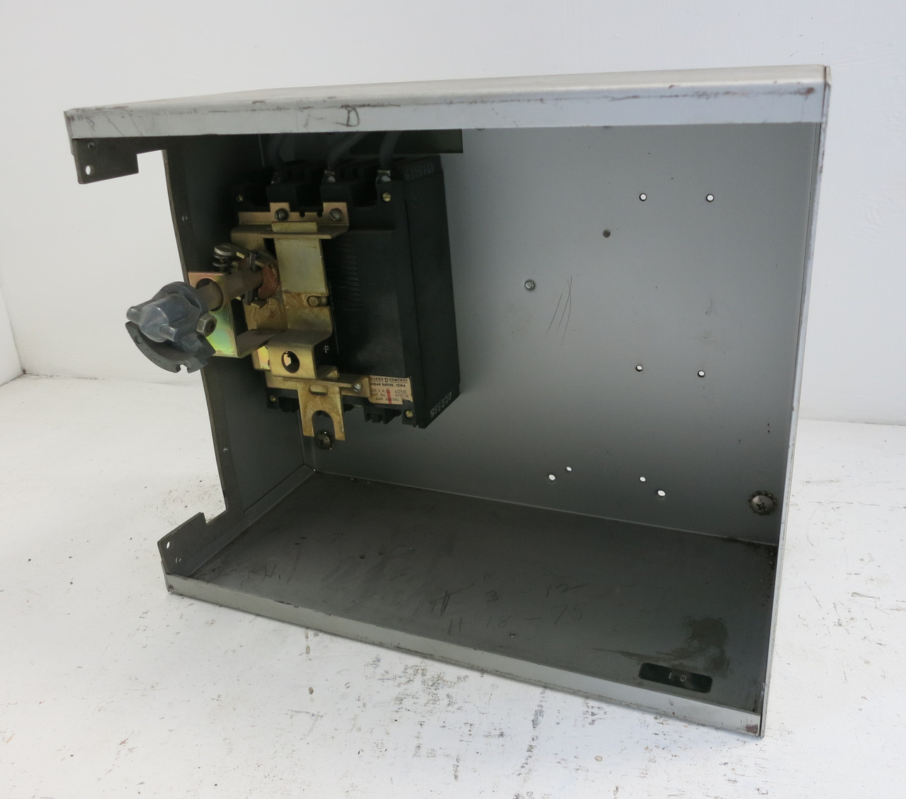 Square D Model 3 50A Breaker Feeder 12" MCC Bucket 50 Amp Class 8999 999350 (DW5199-2)