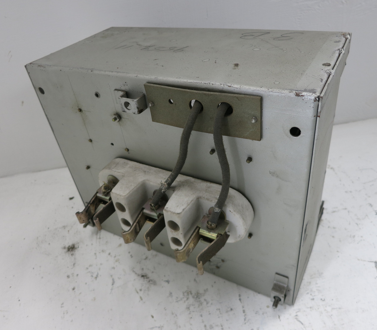 Square D Model 3 15A Breaker 2P Control Voltage 12" MCC Bucket 15 Amp Class 8999 (DW5198-1)