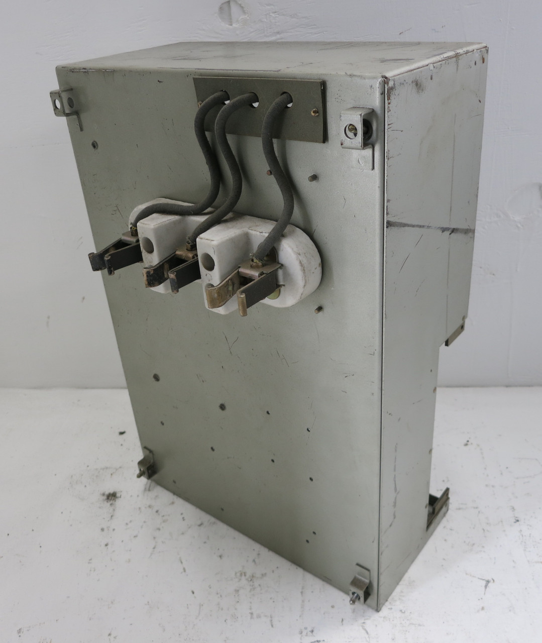 Square D Model 3 100A Breaker Feeder 21" MCC Bucket 100 Amp Class 8999 999316 (DW5196-7)