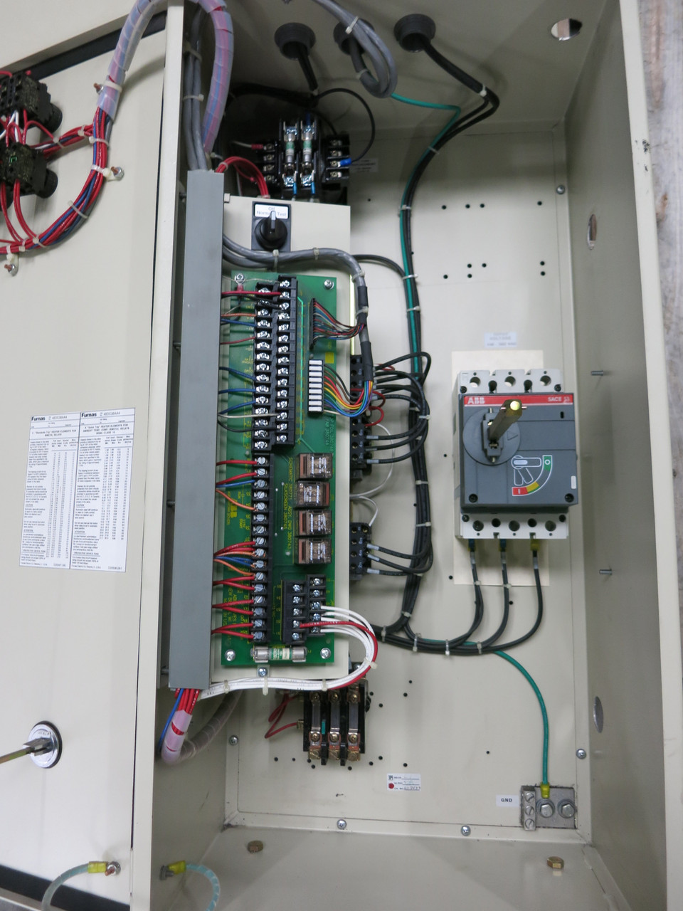 ABB ACH501-020-4-N0P2 20 HP AC VS Drive 3PH 480V ACH-500 20HP Bypass 27A (DW5215-1)