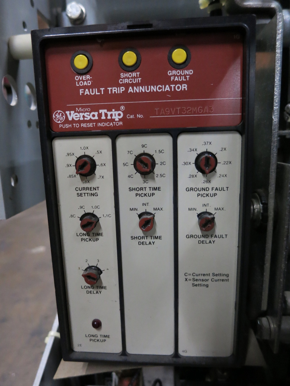 GE AKR-6D-75 3200A EO Circuit Breaker LSG Microversa Trip TA9VT32MGA3 3200 Amp (DW5225-2)