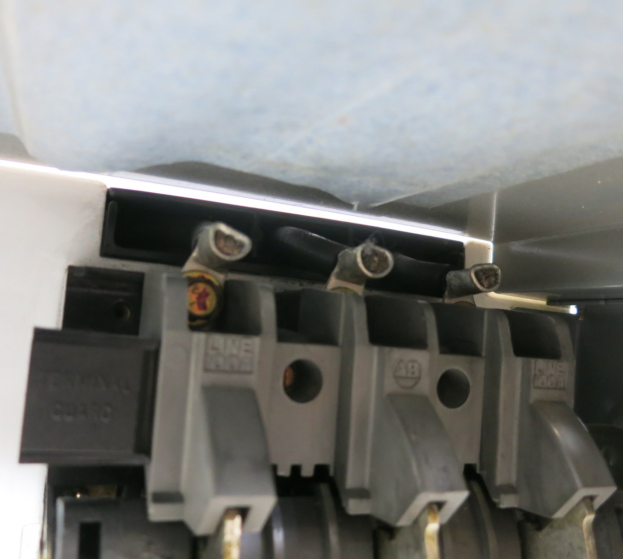 Allen Bradley 2100 Centerline 18" 100A Fusible Feeder MCC Bucket 100 Amp (BJ0353-7)