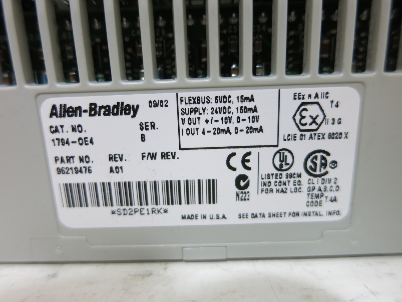 Allen Bradley 1794-OE4 Ser B Flex I/O Analog Output PLC Module 1794-TB3 Base (DW5338-1)