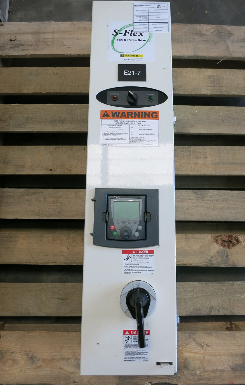 Square D ATV212 S-Flex VS Drive Controller 7.5 HP Enclosed VFD SFD212GG4Y 460V (DW5348-5)