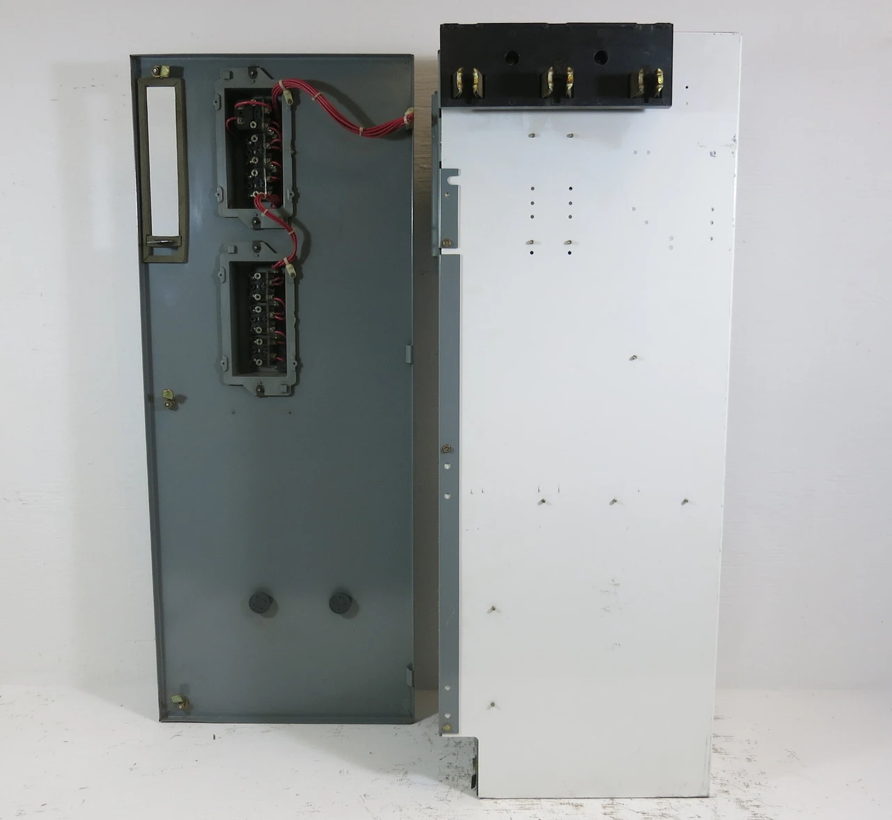 Allen Bradley 2100 Size 1 Two-Speed Reversing Starter 30 Amp Fuse 39" MCC Bucket (BJ0376-2)