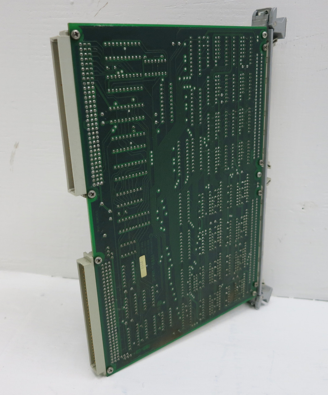VMIC VME-2532A Digital I/O Module PLC VMIVME2532A 332-000113-413 Board 32 Bit HV (DW5375-3)