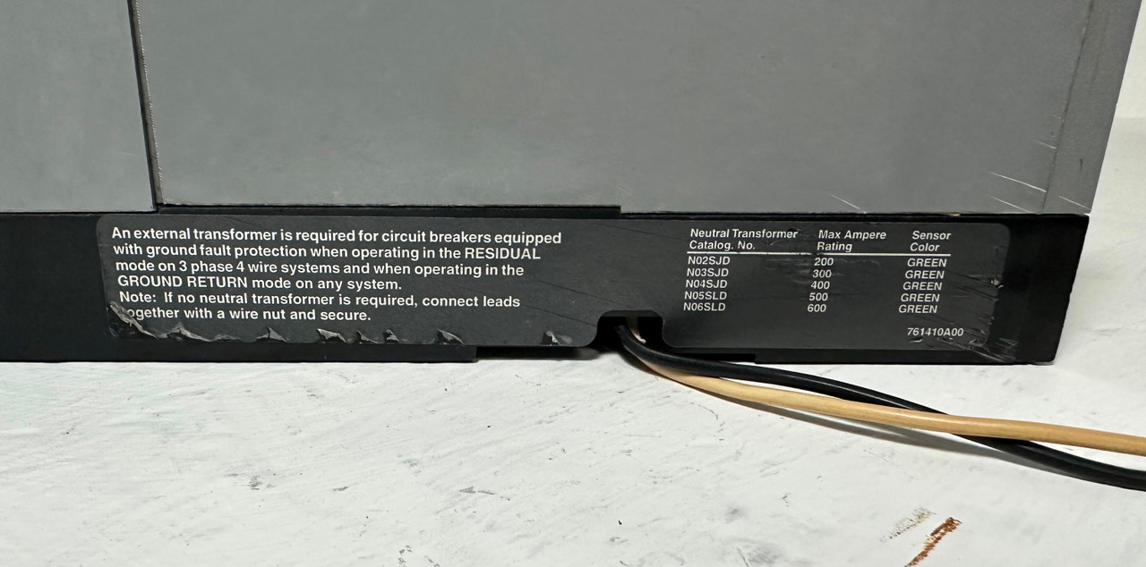 Siemens SJD69200NGT 200A Sentron LSIG Circuit Breaker SJD6-A 3P Neutral & Ground (EM4716-10)