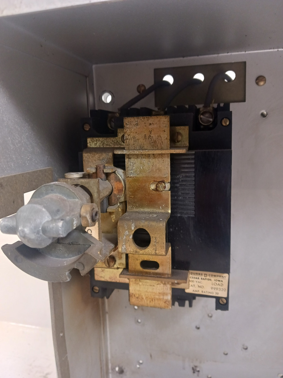 Square D Model 3 20A Breaker Feeder 15" MCC Bucket 20 Amp Class 8999 999320 (BJ0416-2)