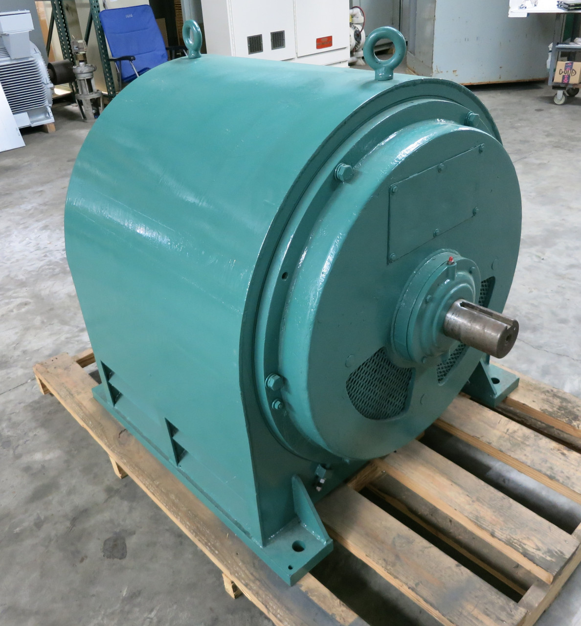 Cleveland Type L-9740 AC Motor 350 HP 440V 885 RPM 418A 3PH Dual Shaft (DW5429-1)