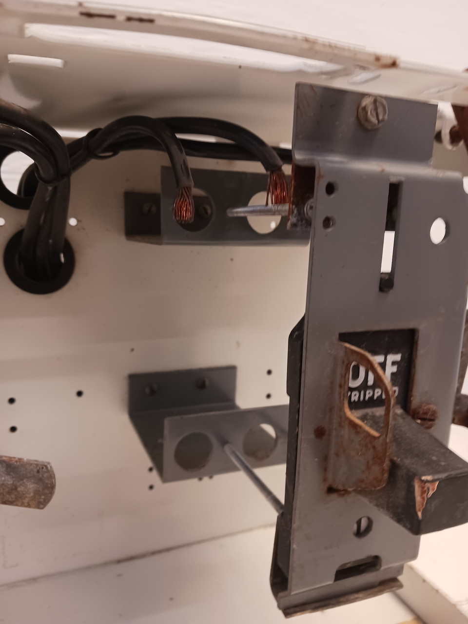 Cutler Hammer F10 Unitrol 30 Amp Dual Breaker Type Feeder 12" MCC Bucket 30A (BJ0429-7)