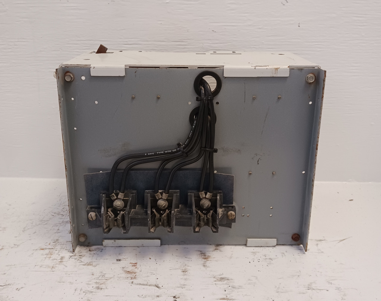 Cutler Hammer F10 Unitrol 30 Amp Dual Breaker Type Feeder 12" MCC Bucket 30A (BJ0429-7)